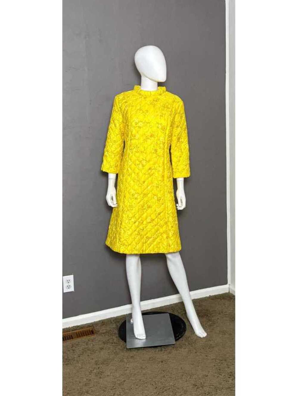 1960's Yellow Quilted House Coat Dress from Evelyn Pearson size L/XL 60s Robe